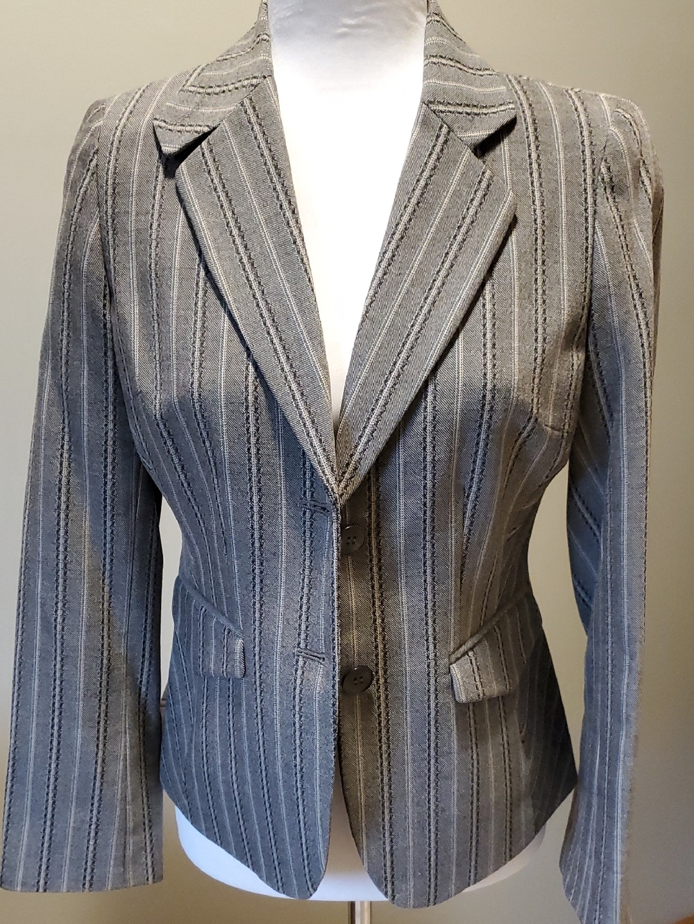 Anne Klein Gray Pinstripe Tailored Blazer